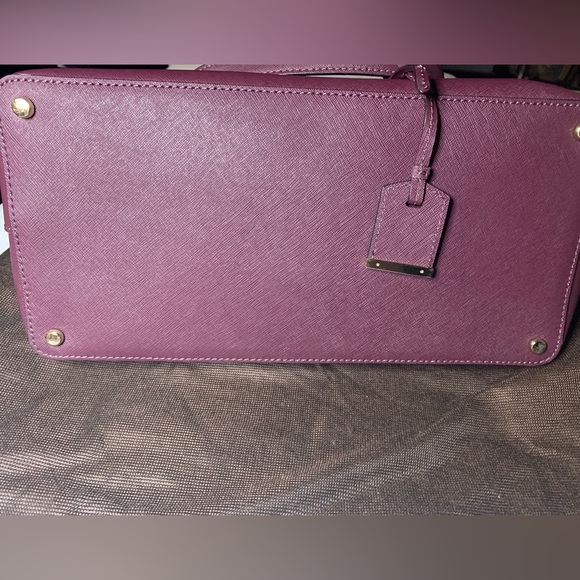 Kate Spade Purse - Picture 1 of 5